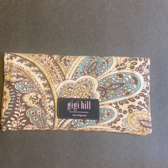Gigi Hill (discontinued) check book cover - Picture 1 of 2